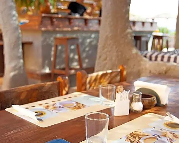 Hostel Eldorado And Restaurant *