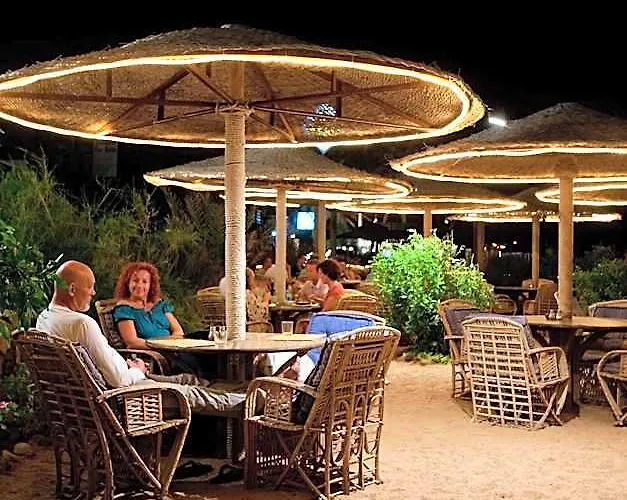 Hostel Eldorado And Restaurant
